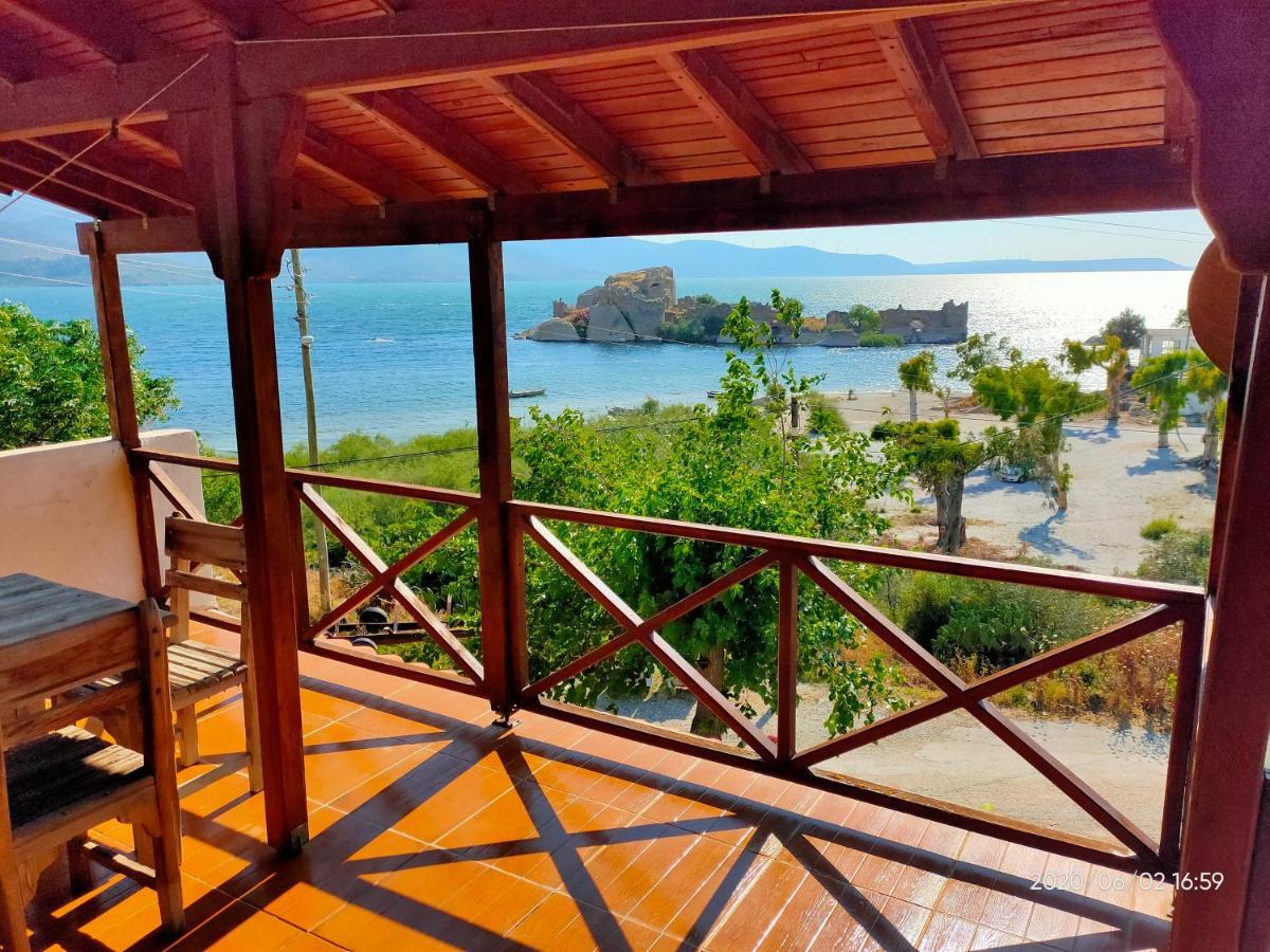 เซลีนส์ แพนซียอน Hotel Kapikiri ภายนอก รูปภาพ